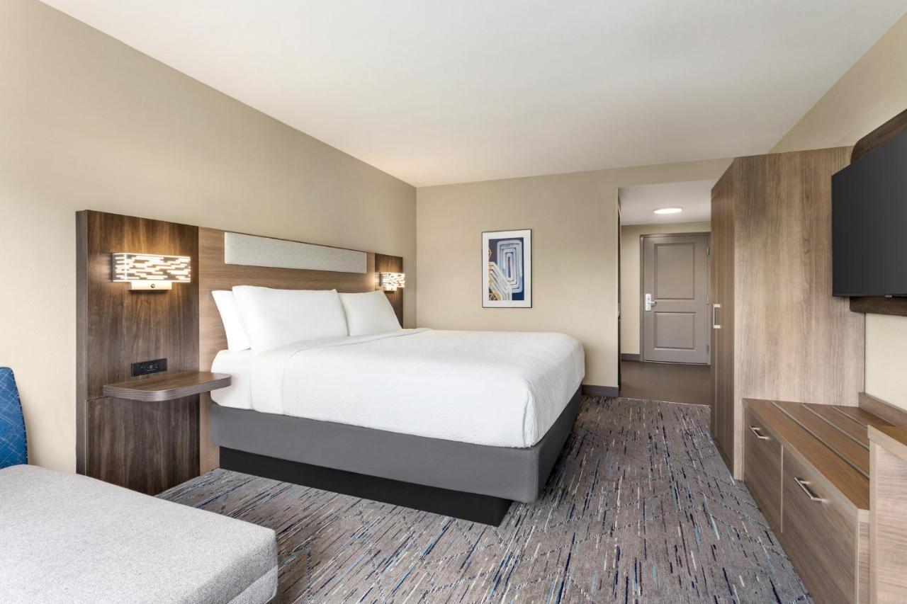 Holiday Inn Express Hotel & Suites Fort Pierce West By Ihg Exterior photo