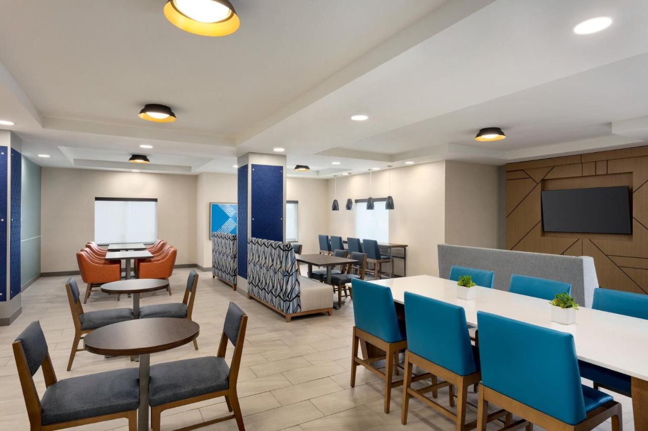 Holiday Inn Express Hotel & Suites Fort Pierce West By Ihg Exterior photo