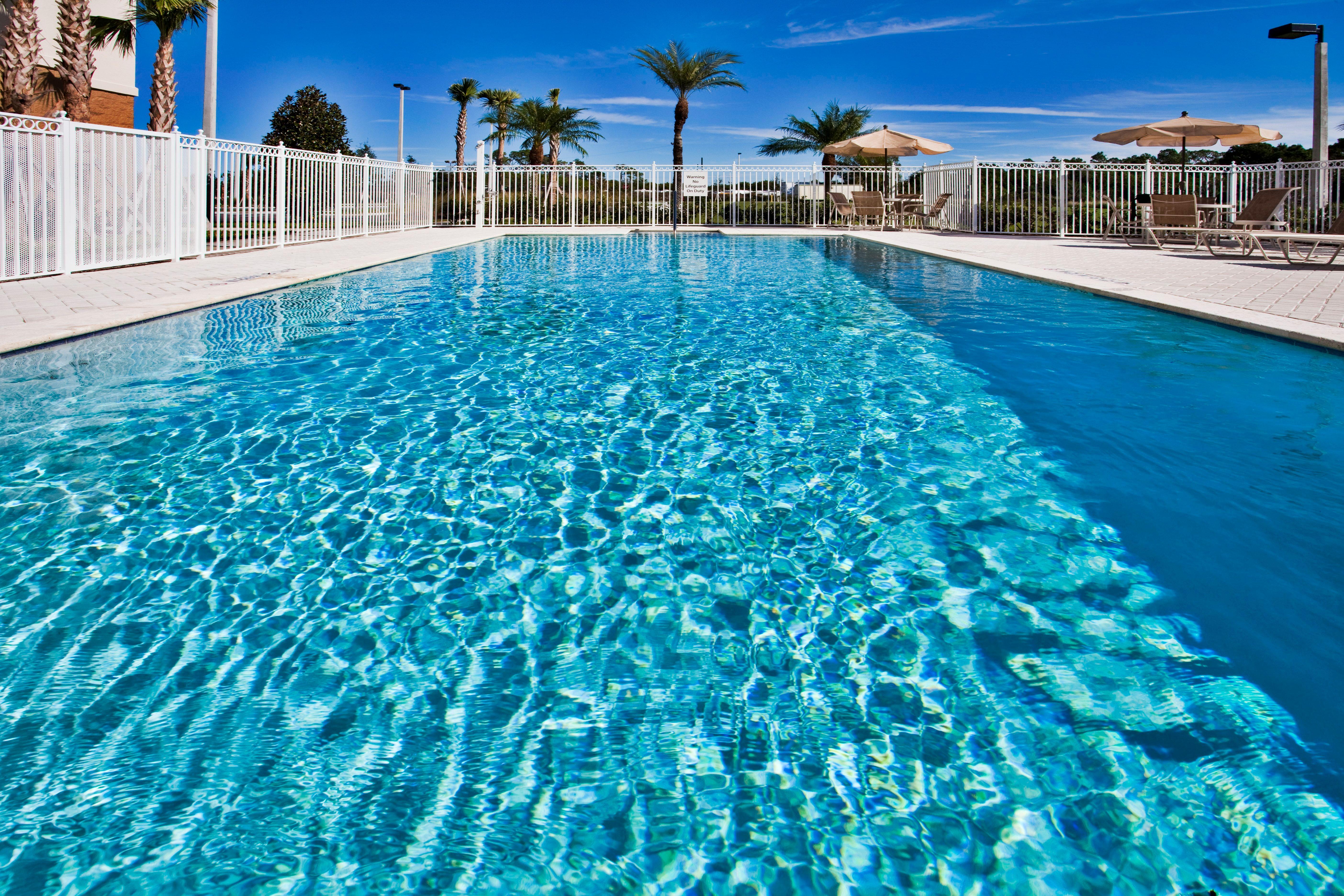 Holiday Inn Express Hotel & Suites Fort Pierce West By Ihg Exterior photo